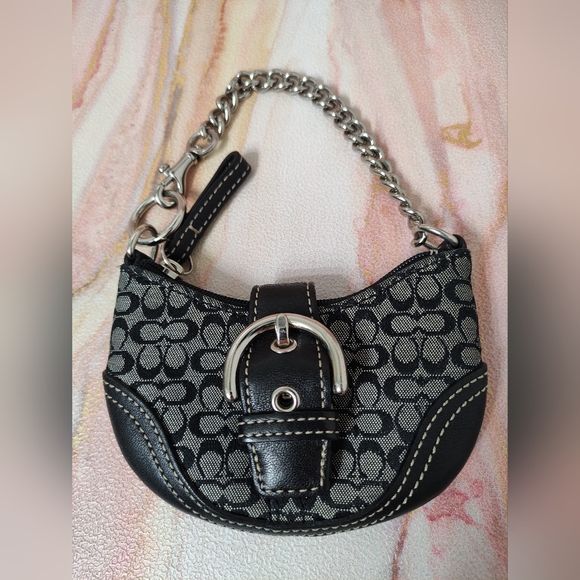 Authentic Coach Signature Mini Soho Pouch Charm Keychain Y2K - Picture 1 of 14